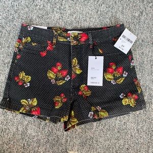 New Strawberry Shorts Size 27 from Forever 21